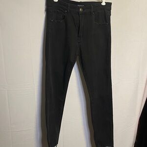 Rangoon Women's Elegant Black Straight Leg Jeans